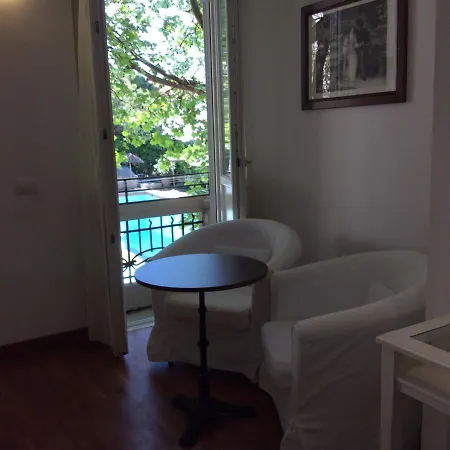 Residenza Grand 里乔内