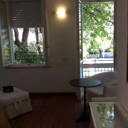 Residenza Grand 4* 里乔内