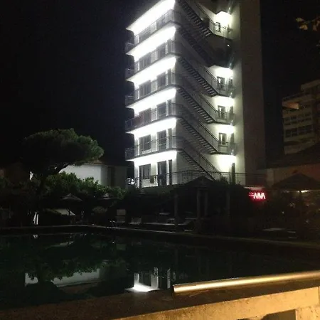 Residenza Grand 公寓式酒店 4*