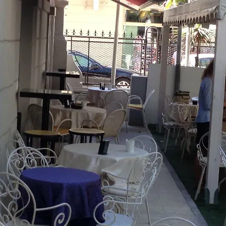 Residenza Grand 公寓式酒店 4*