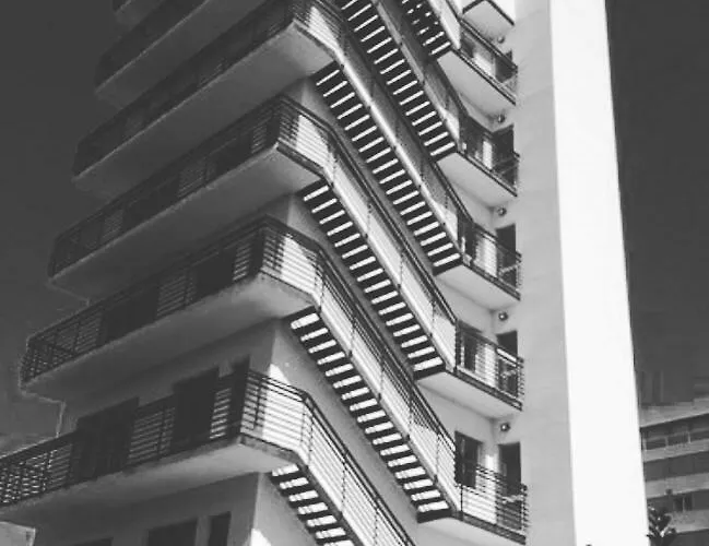 Residenza Grand 4* ריצ'יונה