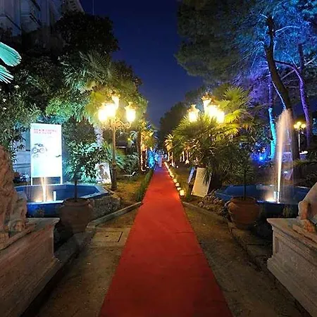 Residenza Grand Aparthotel 4*