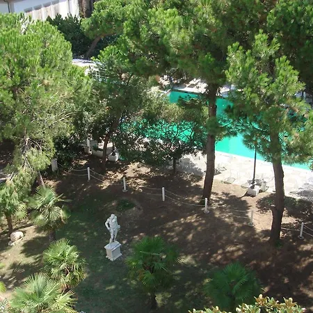 Residenza Grand شقة فندقية 4*