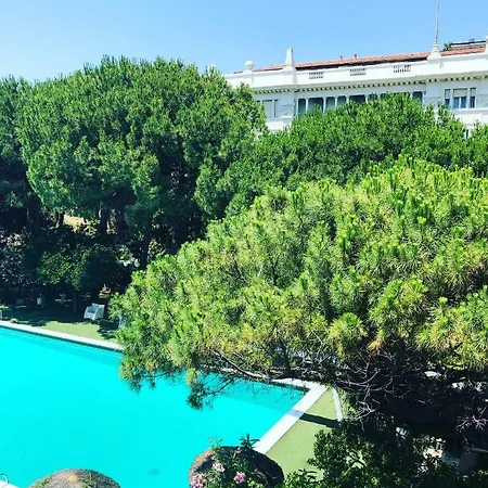 Residenza Grand 4* ריצ'יונה