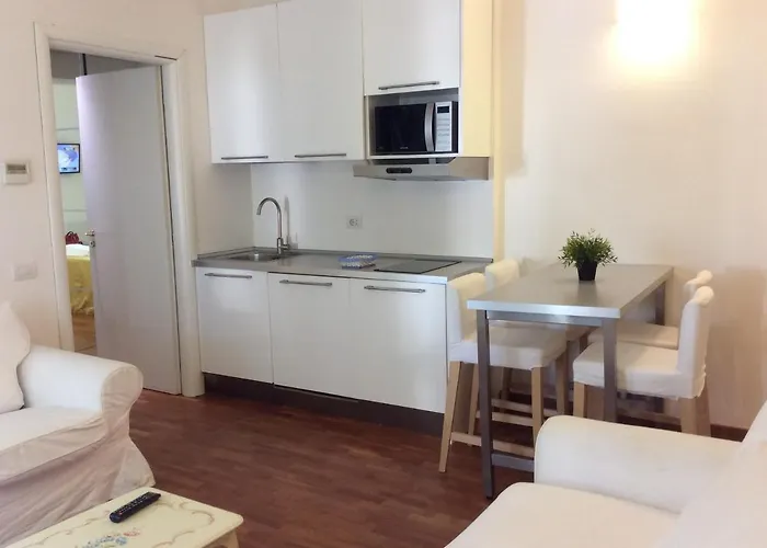 Residenza Grand 아파트호텔 리치오네