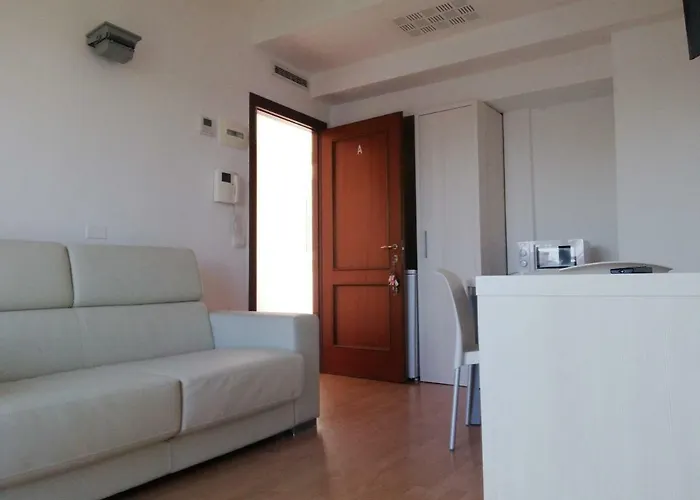 Residenza Grand 아파트호텔 리치오네